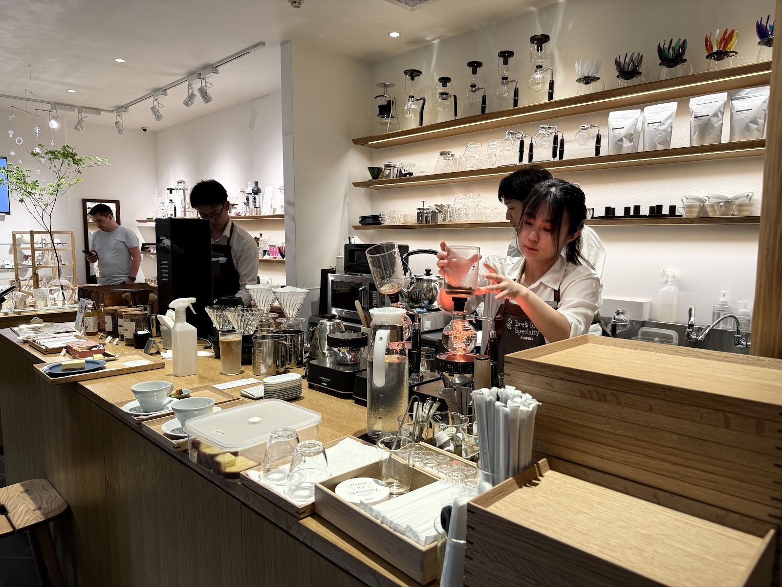 伝統に新風を吹き込む祇園のコーヒーアトリエ | COFFEE ROBOT